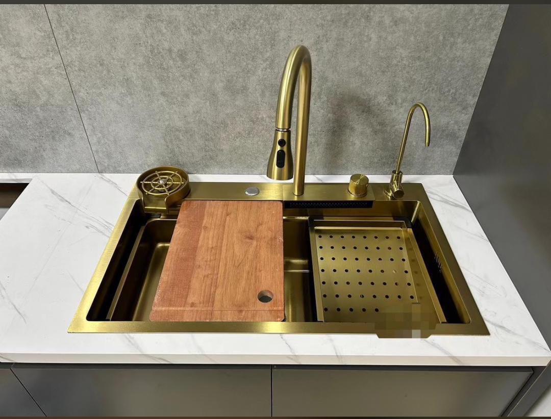 Luxury Gold Handmade Sink - bricmax.com